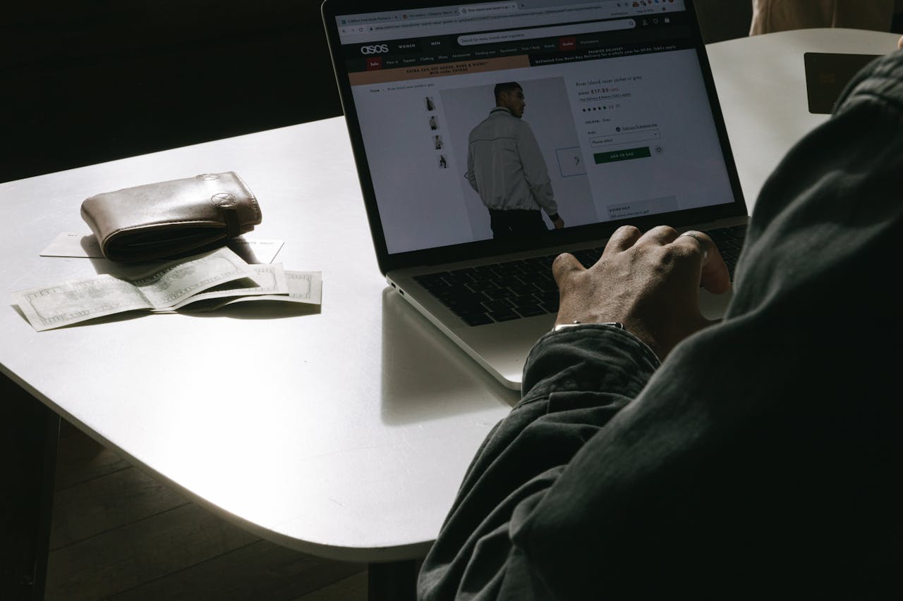 Online marketing v roce 2025: Dominance umělé inteligence, privátní sféra a ekonomika tvůrců